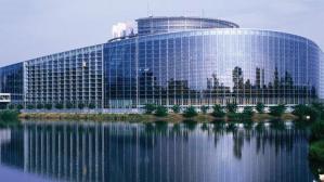 European Parliamen (--debanat.ro)
