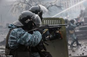 Berkut riot police (--dailymail.co.uk)
