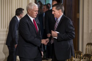 Pence, Flynn (Jim Lo Scalzo / EPA)